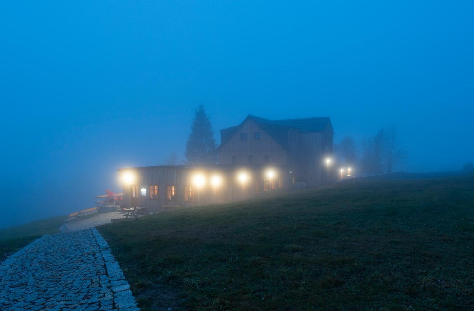 Horska Bouda Krakonos Villa Pec pod Snezkou Exterior photo